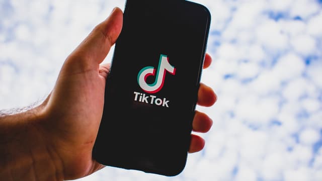 TikTok lance TikTok Lite, une nouvelle application qui promet de gagner de  l'argent en visionnant des vidéos